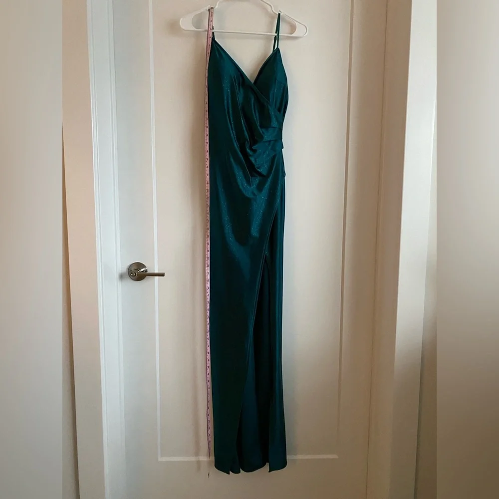 Sparkly Emerald Green Prom Foot Length Dress, Size Large - Picture 2 of 8
